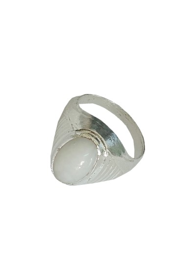 Menjewell New Classic Collection White::Silver Oval - Shape Stone Design  Ring For Men